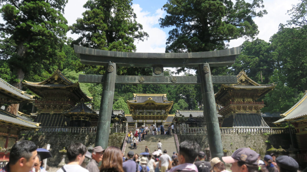 陽明門【国宝】は日本を代表する最も美しい門
