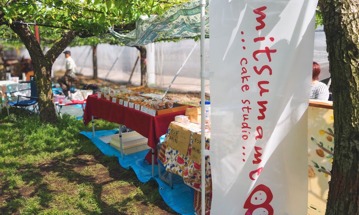 山口果樹園_感謝祭_2025_梨畑フード_mitsumameさんのブース