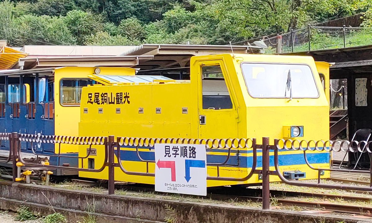 わたらせ渓谷鐵道『トロッコわたらせ渓谷号』家族で楽しむ絶景ローカル線の旅_坑内トロッコ